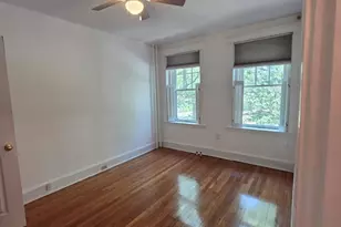 122 Riverway, Boston, MA 02215 - Photo 9