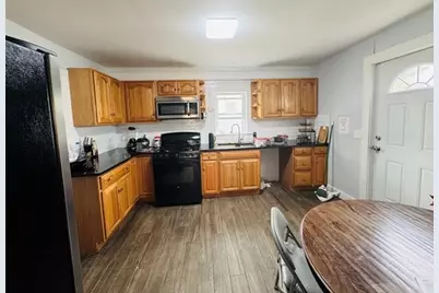 48 S Bow #1, Milford, MA 01757 - Photo 3