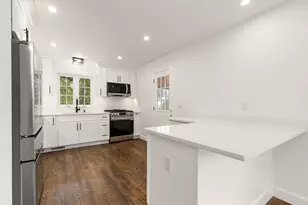 39 McKinley Ave, Lowell, MA 01851 - Photo 7