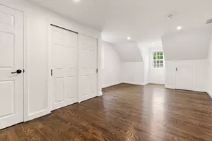 39 McKinley Ave, Lowell, MA 01851 - Photo 17
