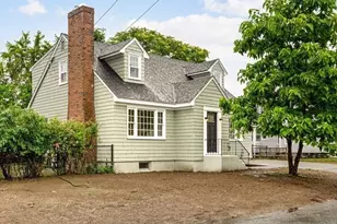 39 McKinley Ave, Lowell, MA 01851 - Photo 35