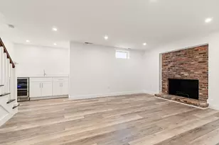 39 McKinley Ave, Lowell, MA 01851 - Photo 23