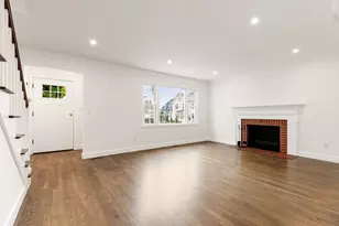 39 McKinley Ave, Lowell, MA 01851 - Photo 9
