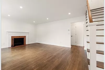 39 McKinley Avenue, Lowell, MA 01851 - Photo 11