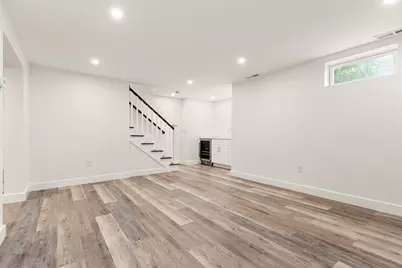 39 McKinley Avenue, Lowell, MA 01851 - Photo 23