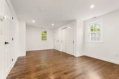 39 McKinley Avenue, Lowell, MA 01851 - Photo 15