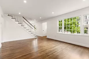 39 McKinley Ave, Lowell, MA 01851 - Photo 9