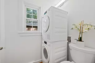312 Hunnewell St, Needham, MA 02494 - Photo 9