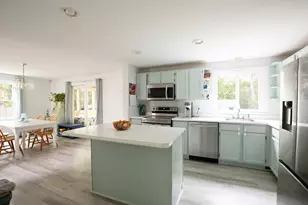 95 Rockville Ave, Falmouth, MA 02536 - Photo 5