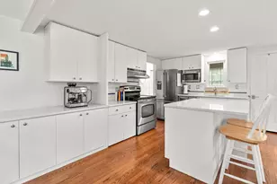 864 W Yarmouth Rd, Yarmouth, MA 02675 - Photo 9