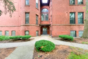 321 Plantation St, Worcester, MA 01604 - Photo 33