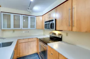 321 Plantation St, Worcester, MA 01604 - Photo 13