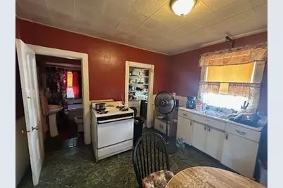 31 Amherst St, Boston, MA 02131 - Photo 5
