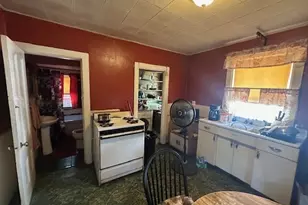 31 Amherst St, Boston, MA 02131 - Photo 5