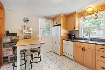 5 Whiting Ave, Walpole, MA 02081 - Photo 11