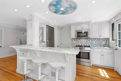 958 Belmont St #958, Watertown, MA 02472 - Photo 3