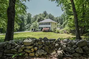 359 S E Main St, Douglas, MA 01516 - Photo 5