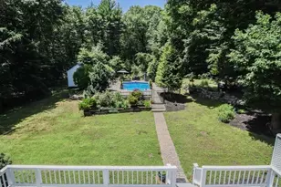 359 S E Main St, Douglas, MA 01516 - Photo 31