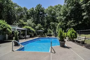 359 S E Main St, Douglas, MA 01516 - Photo 37