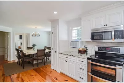 359 SE Main St, Douglas, MA 01516 - Photo 17