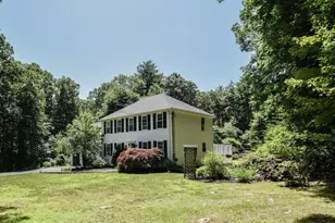 359 S E Main St, Douglas, MA 01516 - Photo 1