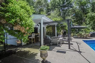 359 S E Main St, Douglas, MA 01516 - Photo 39