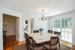 359 S E Main St, Douglas, MA 01516 - Photo 15