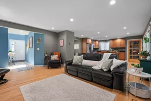17 Rock Ave, Hudson, MA 01749 - Photo 7