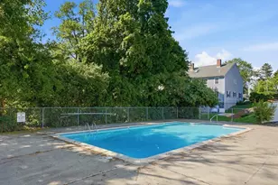 35 Casey Cir, Waltham, MA 02451 - Photo 15