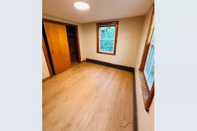 28 Elsie St #1, Everett, MA 02149 - Photo 5