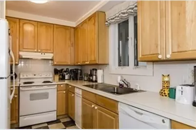 1847 Commonwealth Ave, Boston, MA 02135 - Photo 11