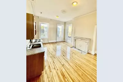 5 Ashland St, Worcester, MA 01609 - Photo 3