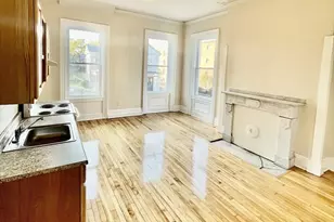 5 Ashland St, Worcester, MA 01609 - Photo 3