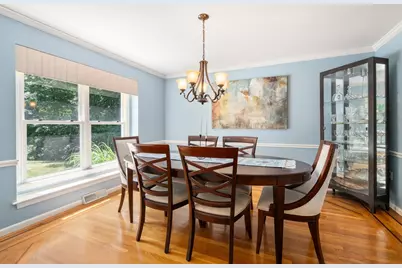 8 Gaslight Lane, Framingham, MA 01702 - Photo 5