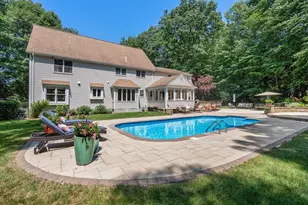 8 Gaslight Ln, Framingham, MA 01702 - Photo 29