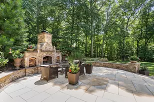 8 Gaslight Ln, Framingham, MA 01702 - Photo 25