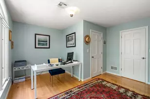 8 Gaslight Ln, Framingham, MA 01702 - Photo 23