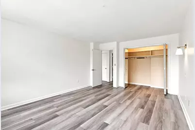 20 Hammond Pond Pkwy #208, Newton, MA 02467 - Photo 15