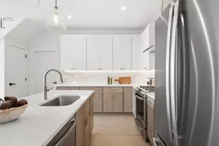 28 Geneva St, Boston, MA 02128 - Photo 5