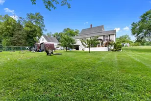 422 Main St, Groveland, MA 01834 - Photo 25