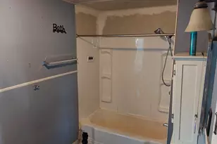 96 East St, Ware, MA 01082 - Photo 11