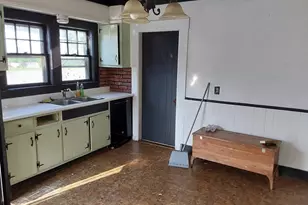 96 East St, Ware, MA 01082 - Photo 11