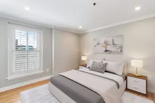10 Charlesgate E, Boston, MA 02215 - Photo 5