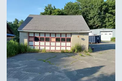 96 East St, Ware, MA 01082 - Photo 5