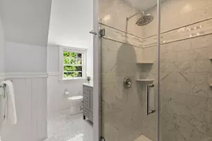 189 Mt Vernon St, Newton, MA 02465 - Photo 13