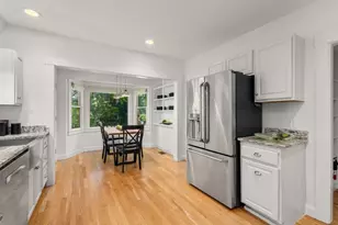189 Mt Vernon St, Newton, MA 02465 - Photo 13