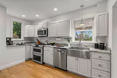 189 Mount Vernon Street, Newton, MA 02465 - Photo 9