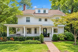 189 Mt Vernon St, Newton, MA 02465 - Photo 1