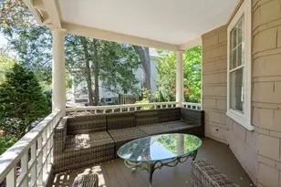 189 Mt Vernon St, Newton, MA 02465 - Photo 5