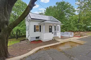30 Clark Rd, Fitchburg, MA 01420 - Photo 3